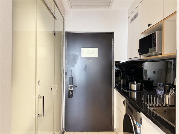 福庭酒店公寓  （约31平米实拍223）舒适带柱子 (2).jpg