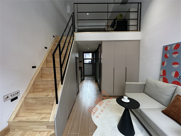 Base佰舍奥体中心